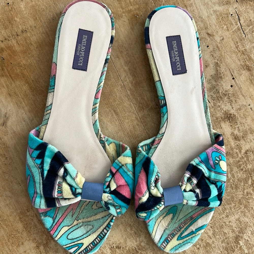 Emilio Pucci women’s sandal size 38